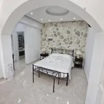 Aparthotel Stavros 3*