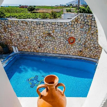 Stavros Apart Otel 3*