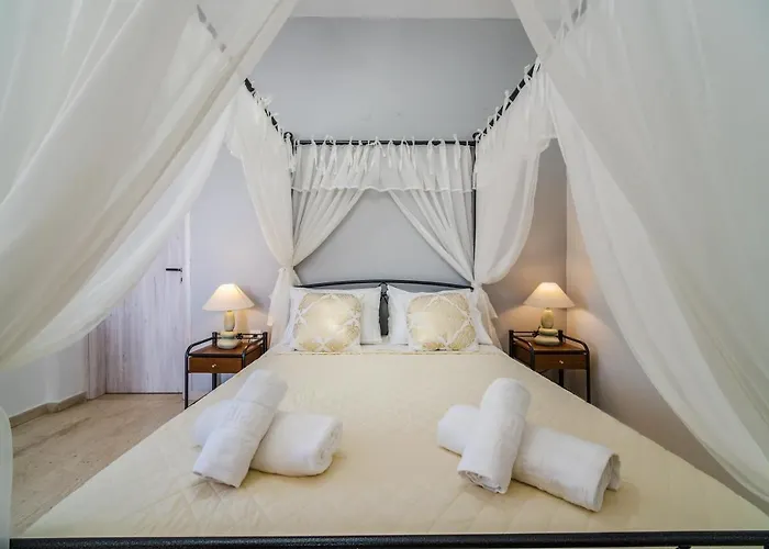 Stavros Karterados (Santorini)