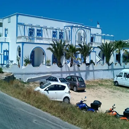 Stavros Aparthotel 3*